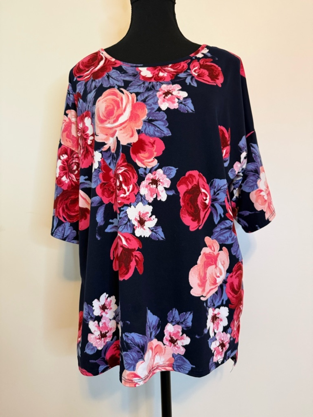 Acting Pro Navy Floral Short Sleeve Oversized Tunic - Pink & Red Roses